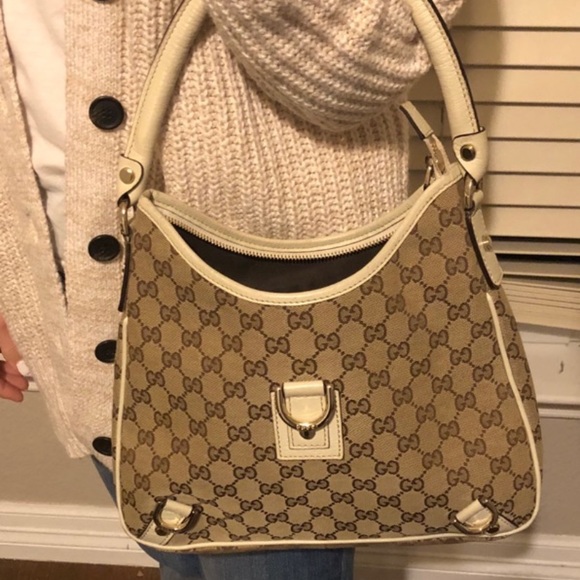100% Authentic GUCCI Monogram Medium Off White - Picture 1 of 5